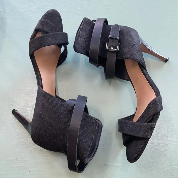 Joe's Jeans Marcy Sandal black denim
wrap around Leather straps Women’s size 6.5 - Picture 3 of 11